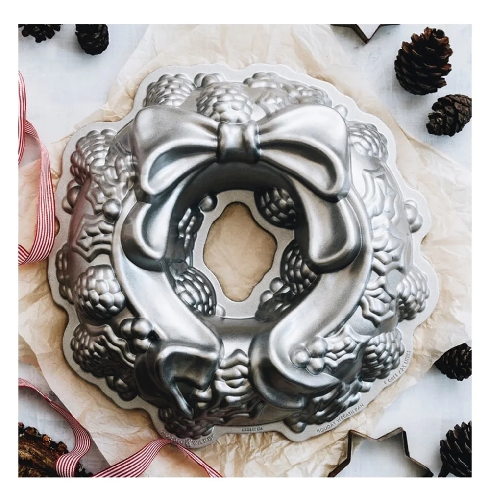 NORDIC WARE wreath bundt cast aluminium cake pan